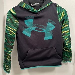UNDER ARMOUR YOUTH (COLD GEAR) SWEATSHIRT SIZE MEDIUM